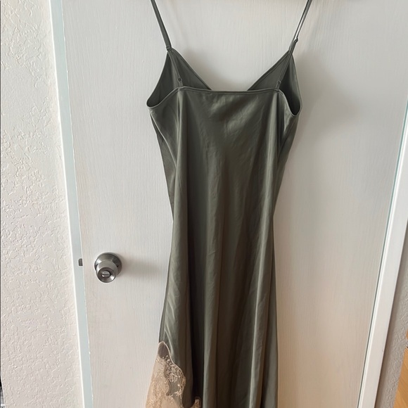 Aritzia Wilfred Elegant Green Slip Dress with Lace Hem - Picture 3 of 4